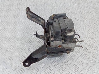 блок ABS Toyota Corolla 9 поколение (E120/E130) 2002, 0273004571