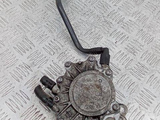 насос вакуумный Volkswagen Passat B6 2005, 2.0 л., дизель, МКПП, 03G145209