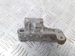 кронштейн двигателя Renault Laguna 1 поколение 1998, 7700871591