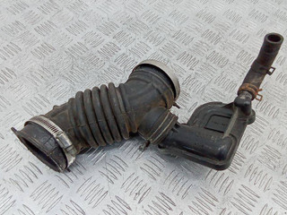 патрубок воздушного фильтра Nissan Versa C11 2008, 1.8 л., бензин, C7079-041-5610