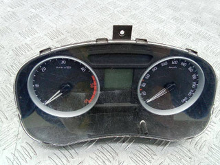 щиток приборов (приборная панель) Skoda Fabia 2 поколение (5J) 2008, 5J0920811C