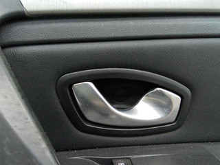 ручка внутренняя передняя правая Renault Laguna 3 поколение 2011