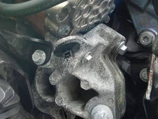 кронштейн ТНВД Renault Megane 3 поколение 2011, 1.9 л., дизель, МКПП