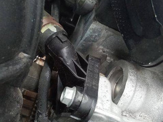 фланец (тройник) системы охлаждения Renault Clio 3 поколение 2005, 1.5 л., дизель, МКПП, 8200337841
