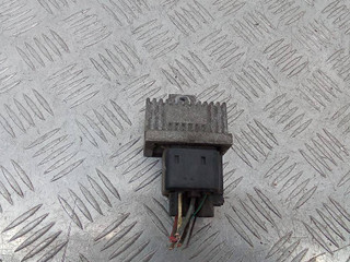 реле накала свечей Renault Scenic 1 поколение [рестайлинг] 2002, 1.9 л., дизель, МКПП, 7700115078