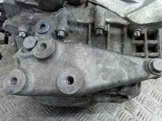 кронштейн КПП Opel Insignia 1 поколение (A) 2010, 2.0 л., дизель, МКПП, 13228256