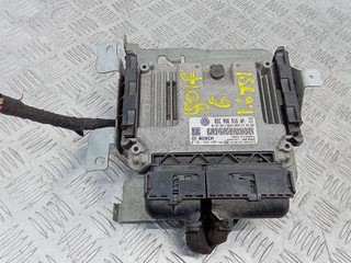 блок управления двигателем Volkswagen Golf 6 поколение 2010, 1.6 л., дизель, 03C906016