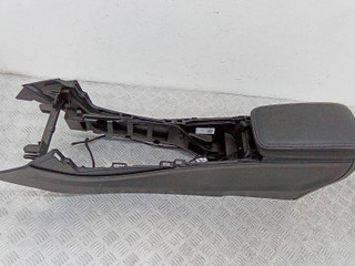 подлокотник Mercedes-Benz A-Класс W176 [рестайлинг] 2016, A1766804801