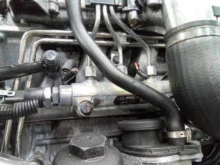топливная рампа Volvo V70 2 поколение 2004, 2.4 л., дизель, АКПП, 0445215010