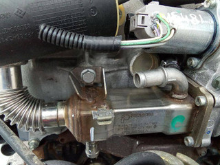 охладитель EGR / Радиатор EGR Renault Scenic 2 поколение 2004, 1.9 л., дизель, МКПП, 7700107471