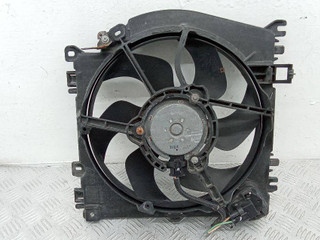 вентилятор радиатора Renault Clio 3 поколение 2006, 8200525991