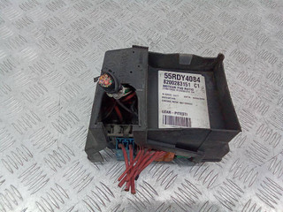 блок предохранителей Renault Laguna 2 поколение 2004, 1.9 л., дизель, МКПП, 8200283151