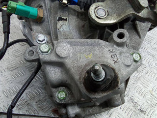 кронштейн КПП Nissan Qashqai 1 поколение 2007, 1.5 л., дизель, МКПП