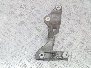 кронштейн компрессора кондиционера Renault Megane 3 поколение 2012, 147177968R