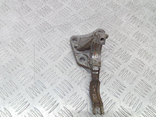 кронштейн полуоси Renault Laguna 3 поколение 2008, 8200833647