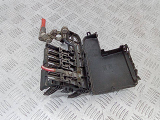 плюсовой провод аккумулятора Opel Corsa C [рестайлинг] 2006, 17184341