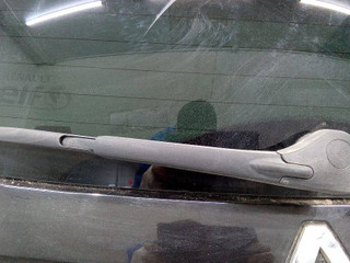 щеткодержатель задний Renault Modus 1 поколение [рестайлинг] 2008