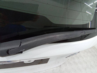 щеткодержатель задний Ford Fiesta 6 поколение 2011