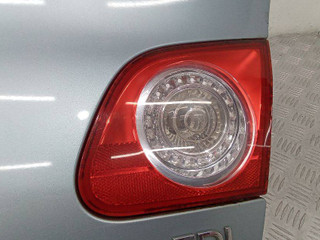 фонарь крышки багажника правый Volkswagen Passat B6 2009, седан