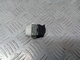 кнопка стеклоподъемника двери Renault Megane 2 поколение [рестайлинг] 2007, 28082