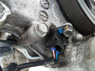 датчик коленвала Toyota Aygo 1 поколение AB10 [рестайлинг] 2012, 1.0 л., бензин, МКПП, 90919-05062