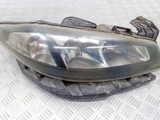 фара правая Renault Laguna 2 поколение [рестайлинг] 2006, 8200481197