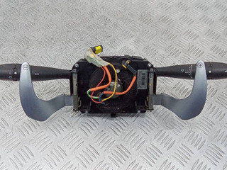 переключатель подрулевой (стрекоза) Citroen C2 1 поколение 2005, 96576780XT