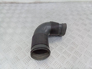 патрубок воздушного фильтра Mercedes-Benz C-Класс W203/S203/CL203 2002, A6110940587