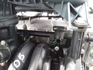 топливная рампа Renault Megane 1 поколение 1999, 1.4 л., бензин, МКПП, 7700274294