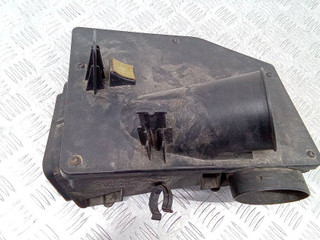 корпус воздушного фильтра Mercedes-Benz M-Класс W163 [рестайлинг] 2003, A1635000016