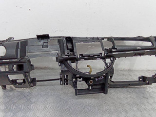 панель передняя салона (торпедо) Nissan Note E11 2006, 682009U100