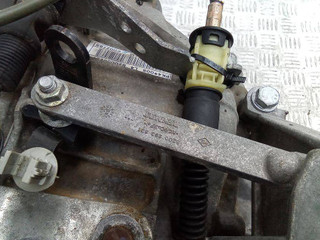 кронштейн КПП Renault Espace 4 поколение 2006, 2.0 л., дизель, МКПП, 8200292831
