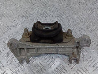 подушка крепления КПП Renault Megane 2 поколение 2004, 1.6 л., бензин, купе, 8200277212