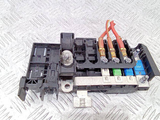 блок предохранителей Mercedes-Benz A-Класс W176 2013, A2465400950