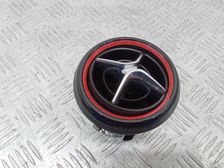 дефлектор обдува салона Mercedes-Benz A-Класс W176 2013, A1768301054