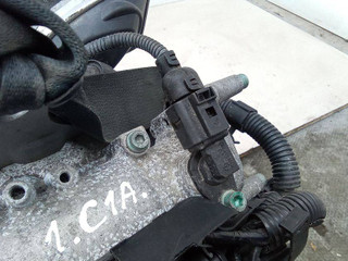 датчик распредвала Volkswagen Golf 4 поколение 2001, 1.6 л., бензин, МКПП, 036907601