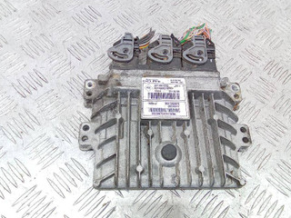 блок управления двигателем Renault Megane 3 поколение 2009, 237100627R