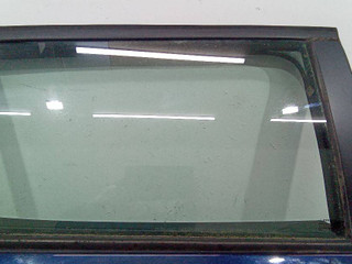 стекло двери задней правой Renault Megane 3 поколение 2009, DOT211