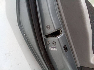 замок двери задней левой Toyota Yaris XP9 2007