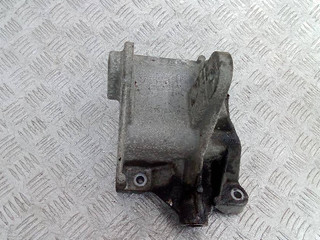 кронштейн двигателя Chrysler Sebring 2 поколение 2003, 2.7 л., бензин, АКПП, 4573763AC