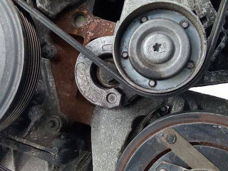 кронштейн генератора Renault Scenic 2 поколение 2004, 2.0 л., бензин, АКПП
