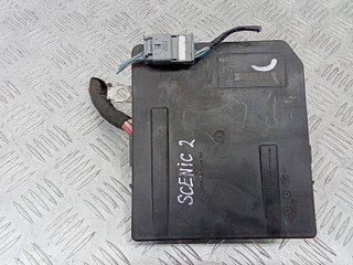 блок предохранителей Renault Scenic 2 поколение 2006, 1.9 л., дизель, МКПП, 8200481866