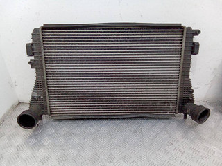 интеркулер Volkswagen Touran 1 поколение 2004, 1K0121253