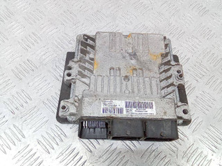 блок управления двигателем Peugeot 3008 1 поколение 2010, 9676761080