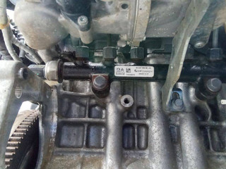 топливная рампа Peugeot 5008 1 поколение 2011, 1.6 л., дизель, МКПП, 9684753080