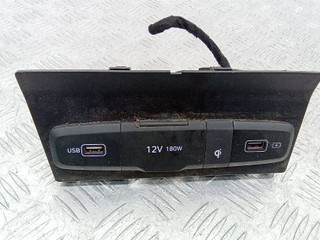 разъем AUX / USB Hyundai Tucson 4 поколение 2022, 84632-N7100