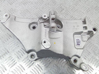 кронштейн генератора Renault Duster 2 поколение 2022, 2.0 л., бензин, МКПП, 117104555R