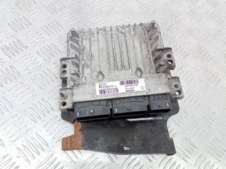 блок управления двигателем Renault Megane 3 поколение 2010, 1.5 л., дизель, 237100777R