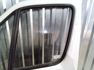 стекло двери передней левой Mercedes-Benz Sprinter 2 поколение (W906) 2012