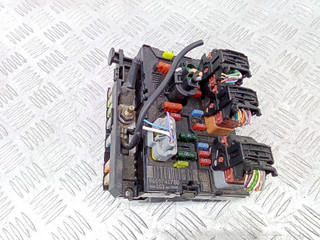 блок предохранителей Citroen C3 1 поколение 2006, 9659741780